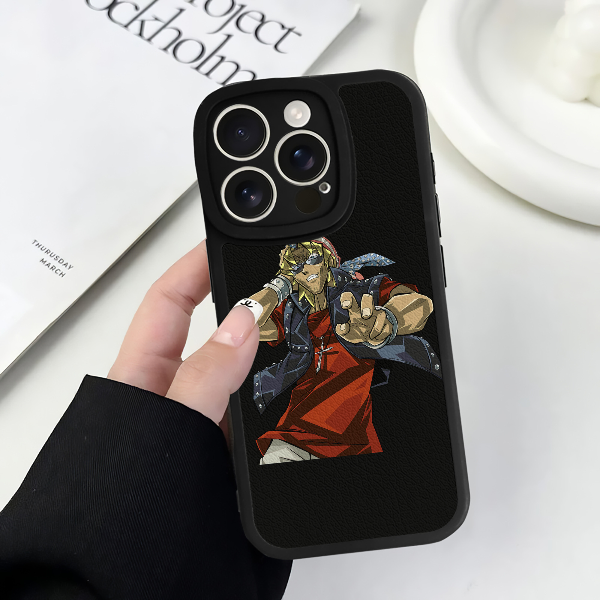 （画像用） 遊☆戯☆王 Yu-Gi-Oh! 【iPhone 16シリーズ対応】シリコンスマホケース（レザー調） 材質：シリコン